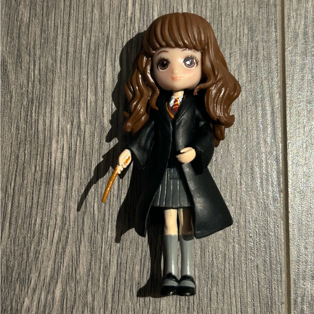 Hermione figure magical minis
